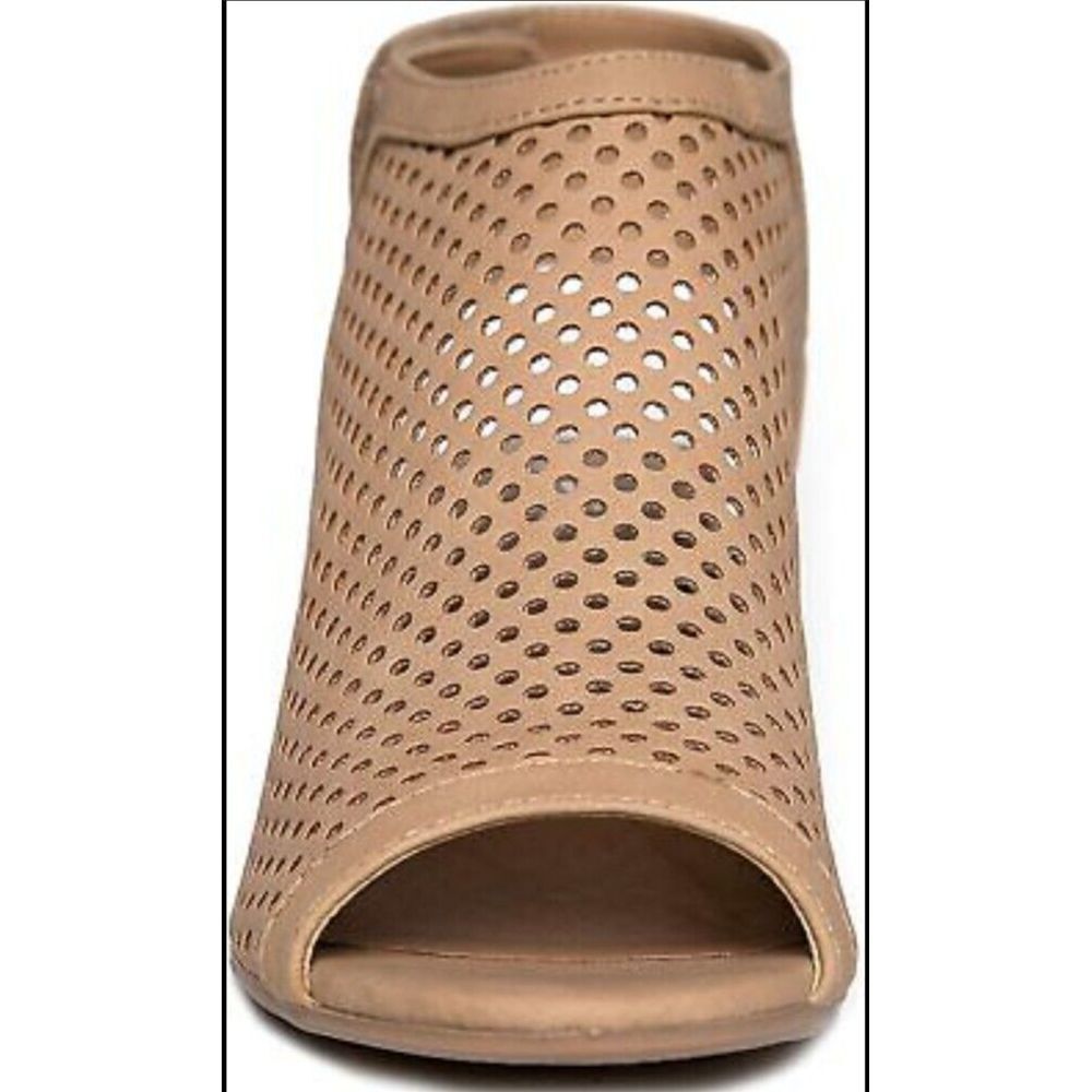 J. Adams Maddie Cutout Bootie Adjustable ‎ Band Slip On Low Stacked Heel Sz 10